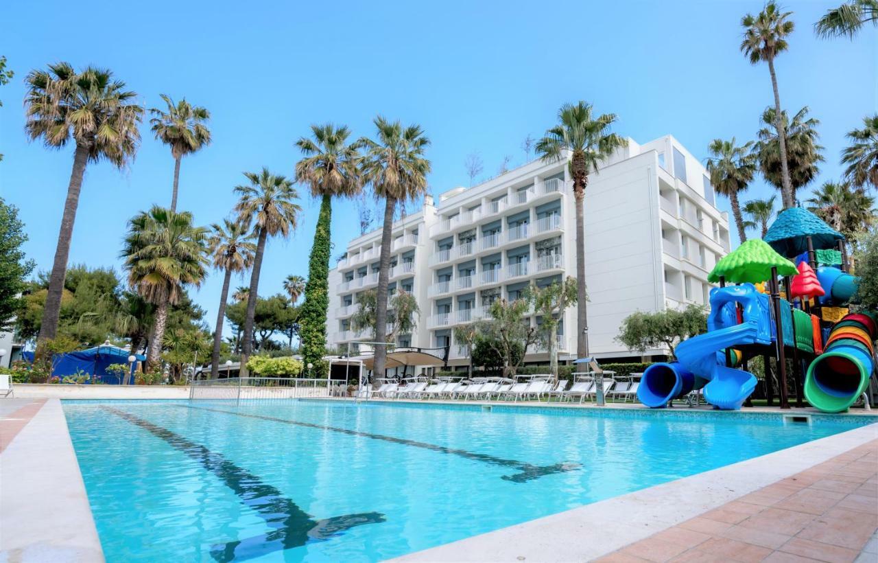 Hotel Relax Family & Spa San Benedetto del Tronto Exterior photo